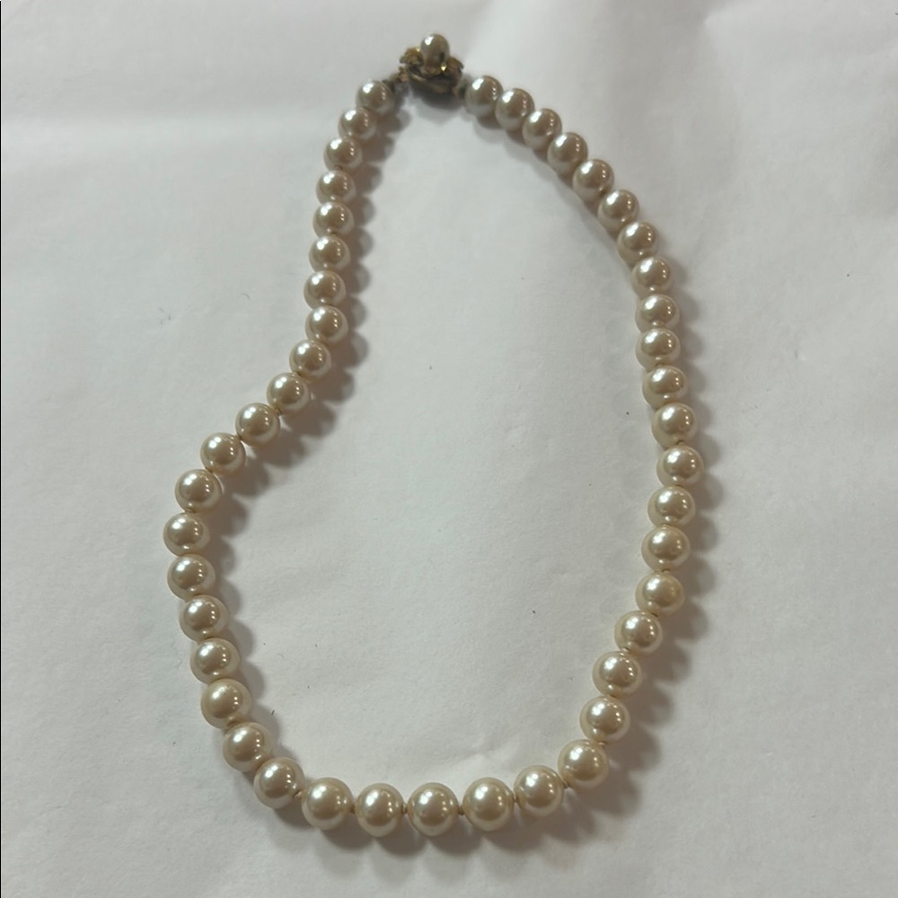 Vintage Miriam Haskell Cream Pearl Necklace